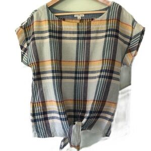 LL Bean Signature %100 Linen plaid front tie shirt